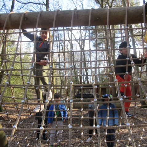 students using obstacle course