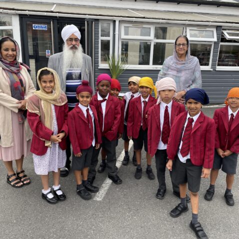 students at a gurdwara