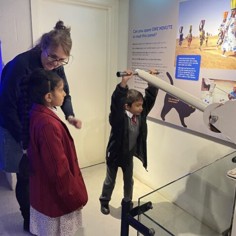 students in a museum